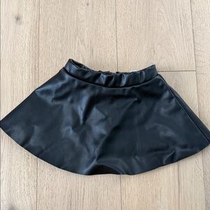 H&M 2T Black Faux Leather Skirt